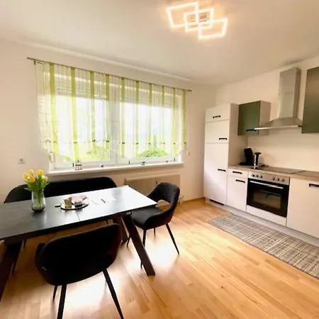 Wohlfuehlen Neben Dem Murradweg Apartman Graz